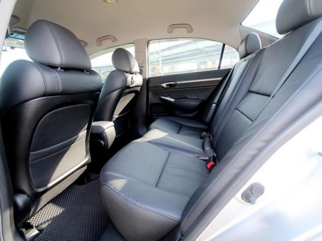 Honda  Civic  第15張相片