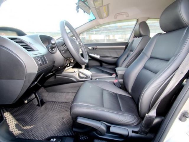Honda  Civic  第16張相片