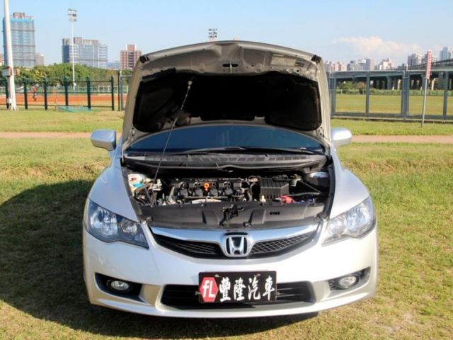 Honda  Civic  第19張相片