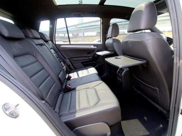 Volkswagen 福斯  Golf  第17張相片