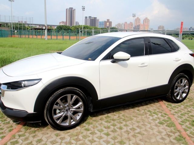 Mazda  CX-30  第2張相片