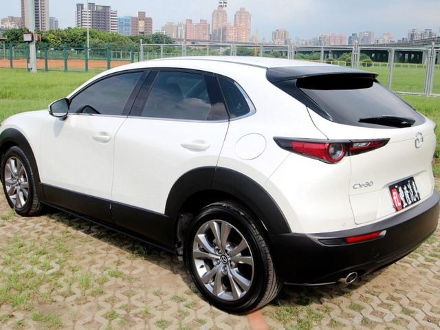 Mazda  CX-30  第7張相片