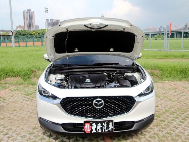 Mazda  CX-30  第20張相片