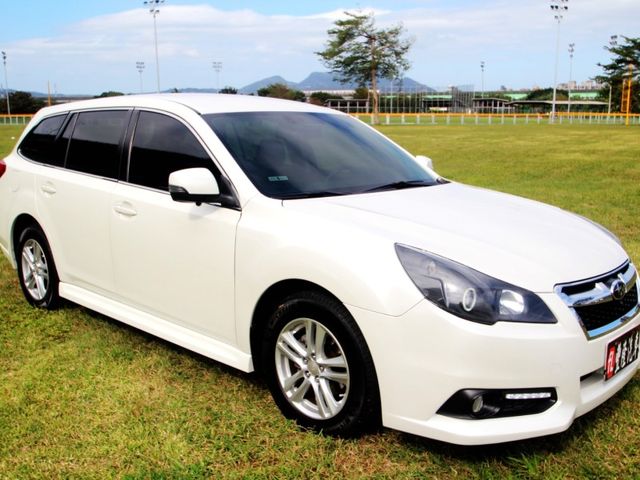 Subaru  Legacy  第2張相片