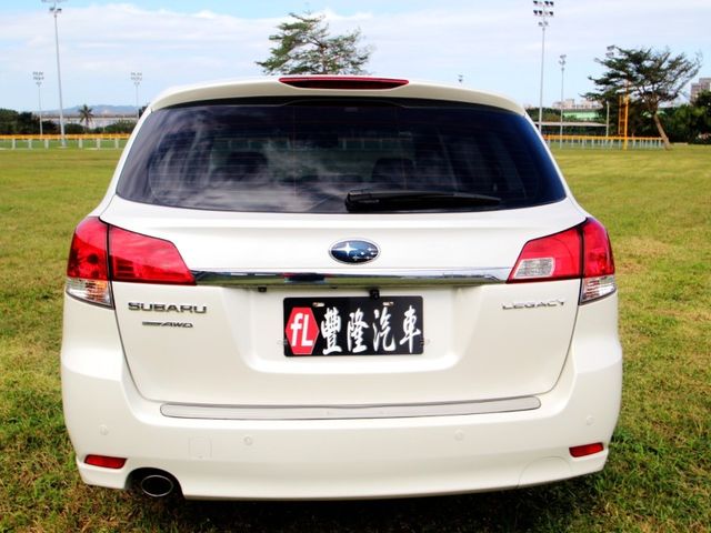 Subaru  Legacy  第5張相片