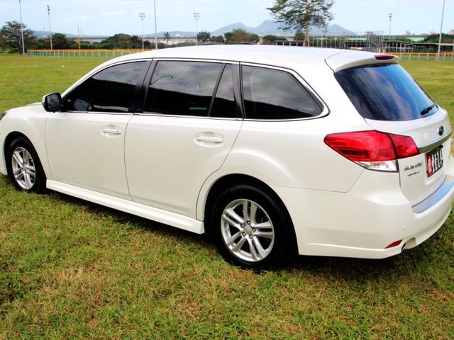 Subaru  Legacy  第7張相片