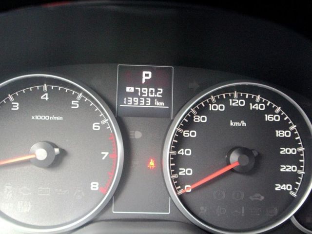 Subaru  Legacy  第12張相片