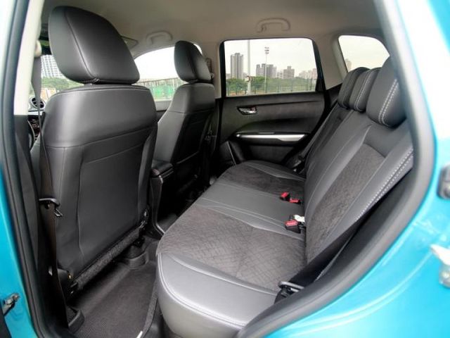 Suzuki  Vitara  第16張相片
