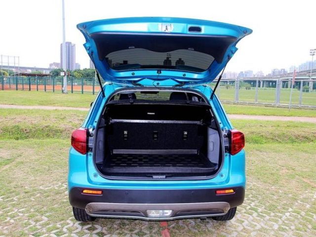 Suzuki  Vitara  第20張相片