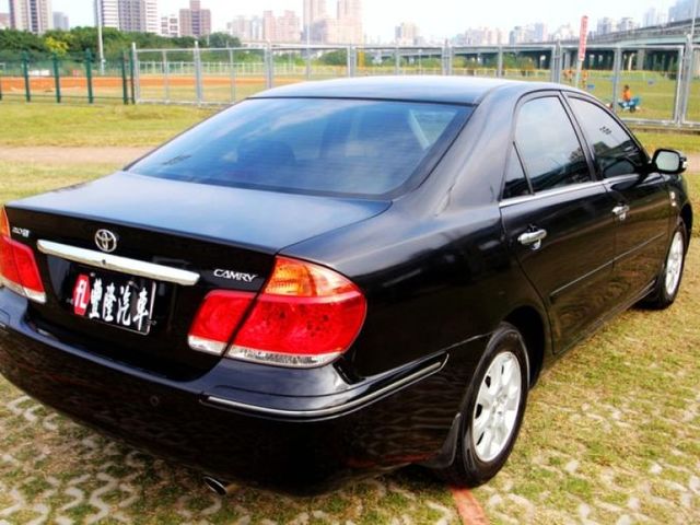 Toyota  Camry  第9張相片