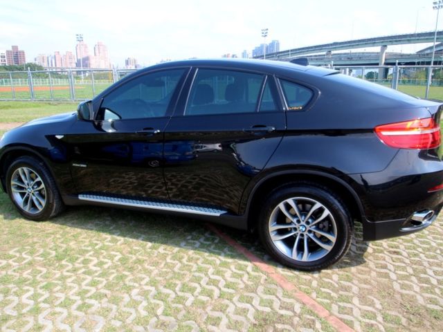BMW/ 寶馬  X6 SERIES  第6張相片