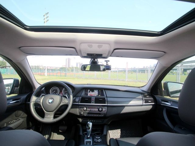 BMW/ 寶馬  X6 SERIES  第10張相片