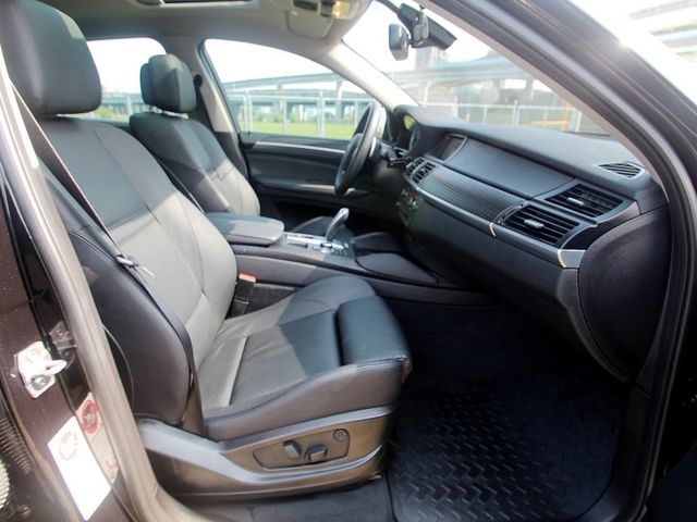 BMW/ 寶馬  X6 SERIES  第17張相片
