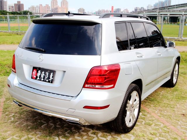 Mercedes-Benz/賓士   GLK-CLASS  GLK350  第11張相片