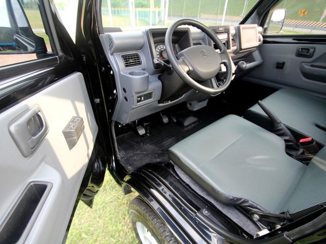 Suzuki  Carry(馬上發)  第15張相片