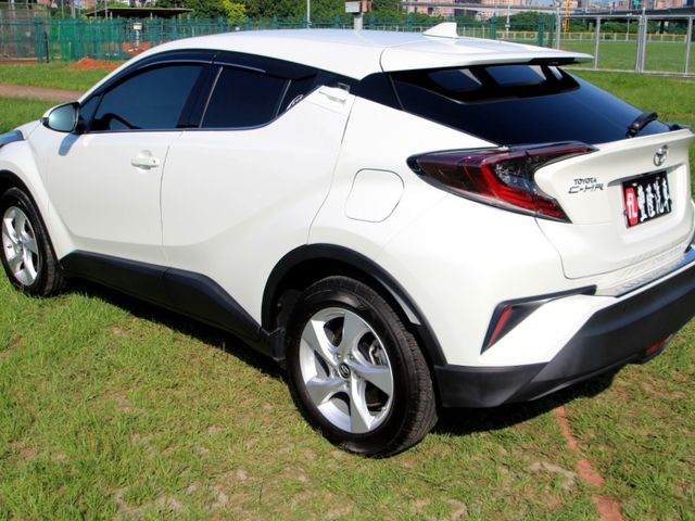 Toyota  C-HR  第9張相片