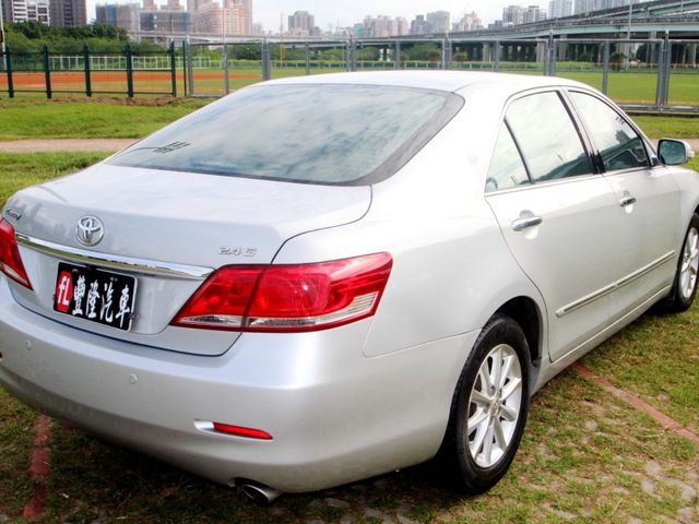 Toyota  Camry {跑19萬 原鈑件}10年式CAMRY2.4G銀~豐隆嚴選0頭款低月付專  第10張相片