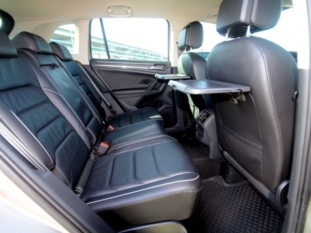 Volkswagen 福斯  Tiguan {原廠保養 狀況佳}19年TIGUAN 330銀~豐隆嚴選0頭款低月付  第18張相片