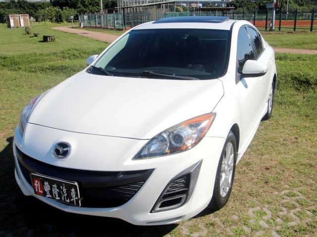 Mazda  Mazda3 {原鈑件 只跑10萬}11年MAZDA3 白~豐隆嚴選0頭款低月付  第1張相片