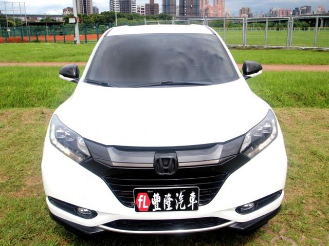 Honda  HR-V {頂級S 跑12萬}17年HRV1.8S 白~豐隆嚴選0頭款低月付  第5張相片