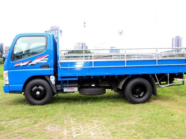Mitsubishi  Canter {11.5呎 跑28萬}10年式CANTER3.0藍~豐隆嚴選0頭款低月付  第6張相片