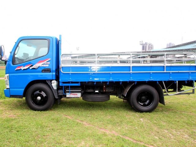 Mitsubishi  Canter {11.5呎 跑28萬}10年式CANTER3.0藍~豐隆嚴選0頭款低月付  第8張相片