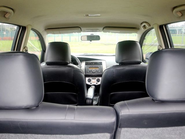 Nissan  Livina {代步好車 原鈑件}13年LIVINA1.6白~豐隆嚴選0頭款低月付專  第18張相片