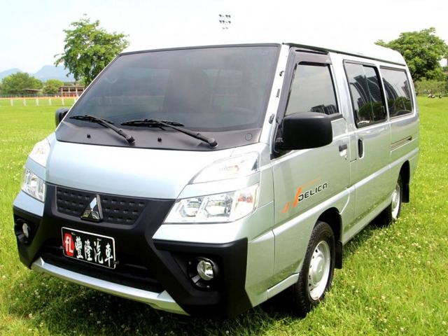 Mitsubishi  Delica {原鈑件 才跑1萬}24年DELICA2.4銀~豐隆嚴選0頭款低月付  第1張相片