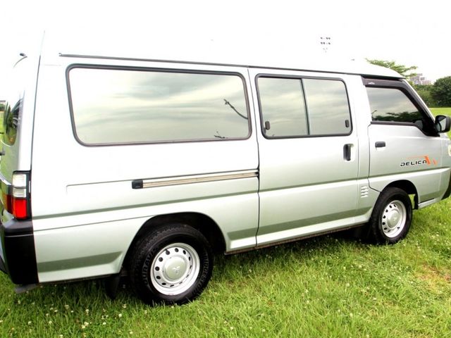 Mitsubishi  Delica {原鈑件 才跑1萬}24年DELICA2.4銀~豐隆嚴選0頭款低月付  第11張相片