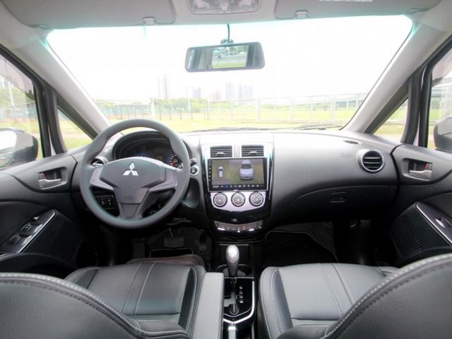 Mitsubishi  Colt Plus {跑3萬 原鈑件}23年COLT PLUS1.5白~豐隆嚴選0頭款低月付專  第3張相片