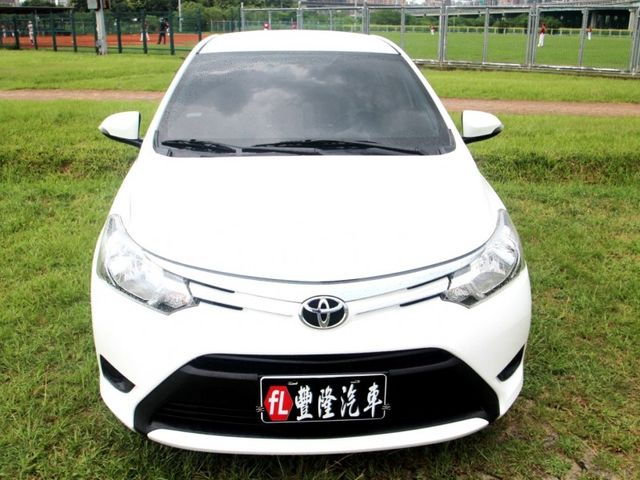 Toyota  Vios {跑2.4萬 原鈑件}16年 VIOS1.5白~豐隆嚴選0頭款低月付專  第13張相片