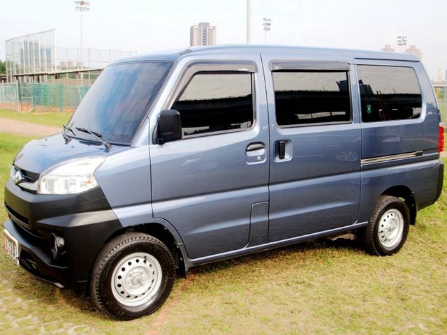 Mitsubishi  Veryca {跑4萬 自排}20年 A180藍 ~豐隆嚴選0頭款低月付專  第14張相片