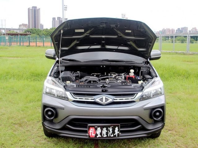 Mitsubishi  Zinger {原鈑件 跑7.9萬}22年ZINGER2.4灰~豐隆嚴選0頭款低月付專  第11張相片