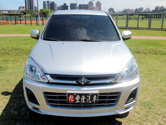 Mitsubishi  Zinger {跑10萬 原鈑件}19年ZINGER2.4銀~豐隆嚴選0頭款低月付專  第13張相片