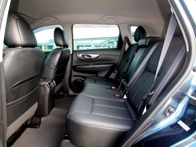 Nissan  X-Trail {原鈑件 只跑5萬}17年式 X TRAIL2.0藍~豐隆嚴選0頭款低月付專  第8張相片