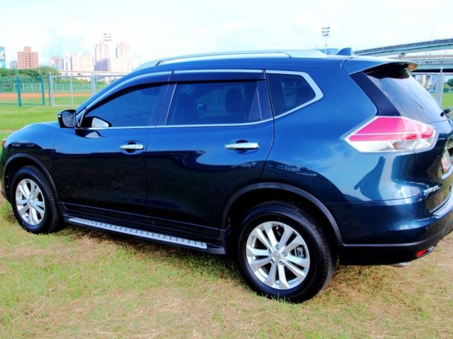 Nissan  X-Trail {原鈑件 只跑5萬}17年式 X TRAIL2.0藍~豐隆嚴選0頭款低月付專  第20張相片