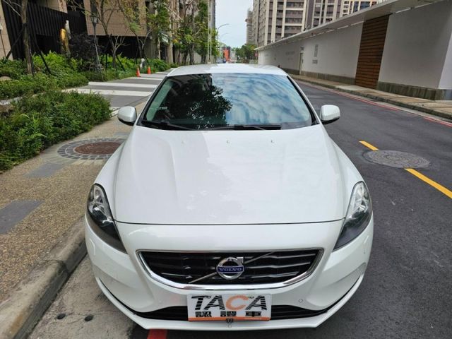 Volvo  V40  第3張相片