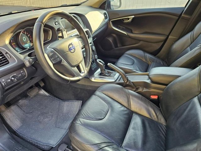 Volvo  V40  第12張相片