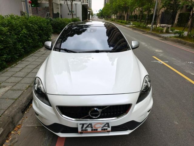 Volvo  V40  第3張相片