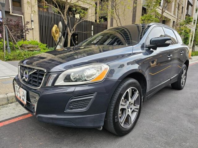 Volvo  XC60  第3張相片