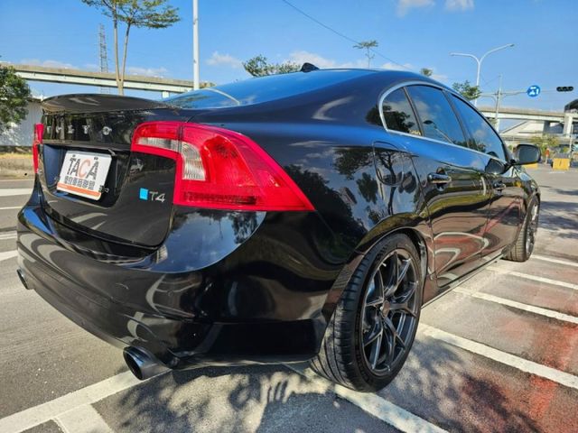 Volvo  S60  第7張相片