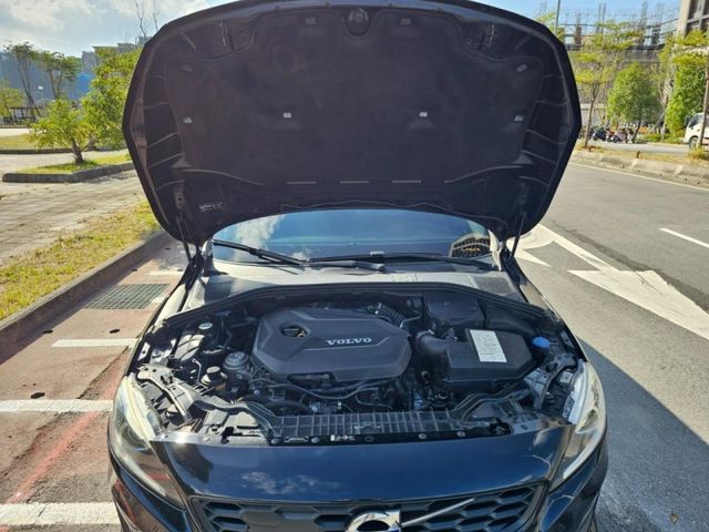 Volvo  S60  第9張相片