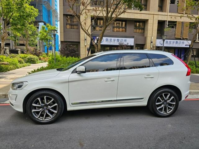 Volvo  XC60  第4張相片