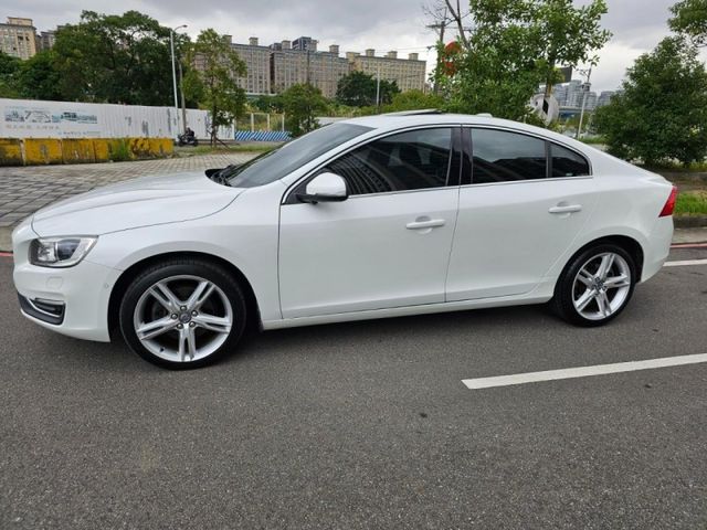 Volvo  S60  第5張相片