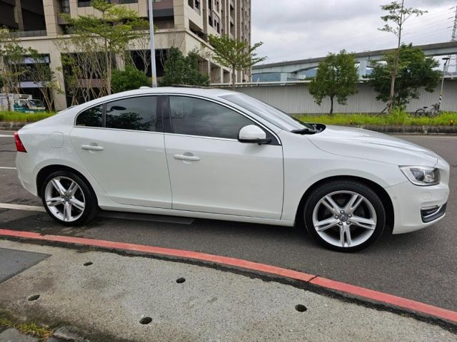 Volvo  S60  第6張相片