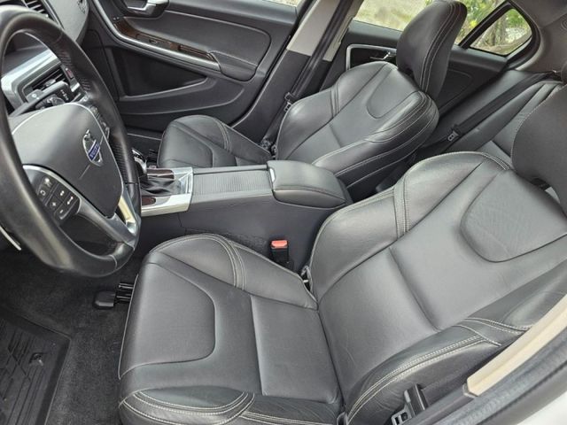 Volvo  S60  第12張相片