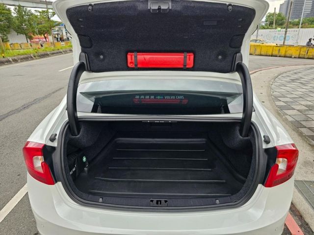 Volvo  S60  第21張相片