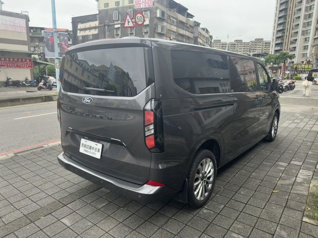 Ford/福特  Tourneo Custom  第9張相片