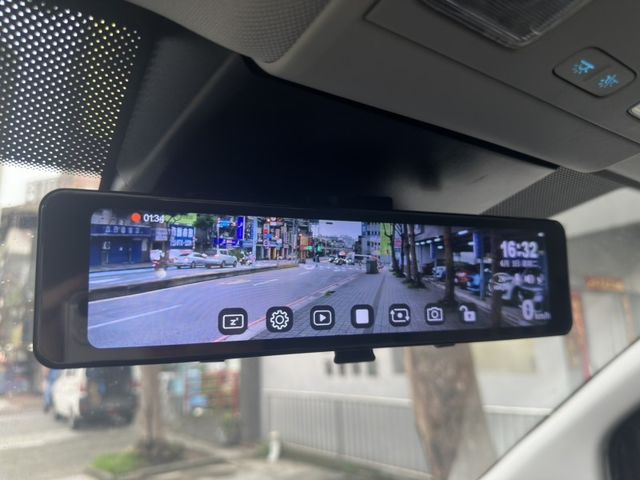 Ford/福特  Tourneo Custom  第13張相片