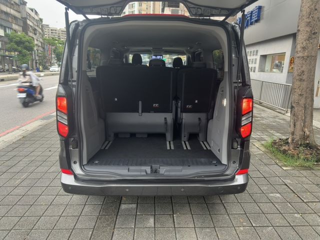 Ford/福特  Tourneo Custom  第16張相片